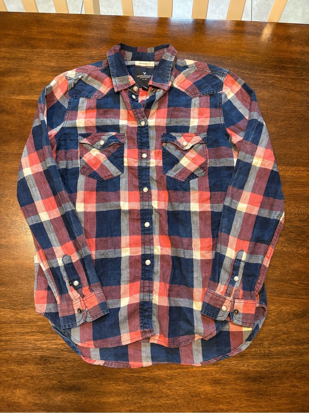 American Eagle Outfitters Navy & Red Plaid Button-Down Shirt